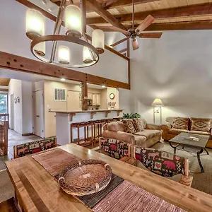 Holiday home Townhouse Steps From Tahoe - Lakeland Village Townhouse, South Lake Tahoe